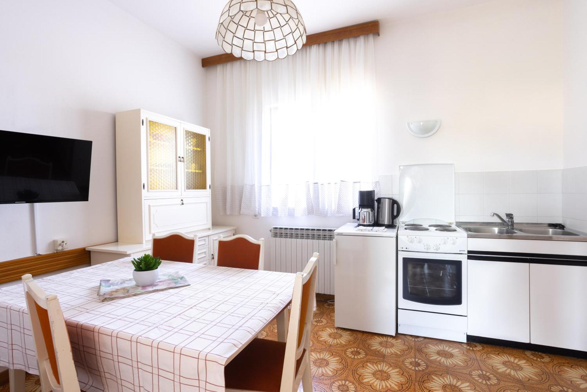 Apartments Lonzor I Selce Ngoại thất bức ảnh